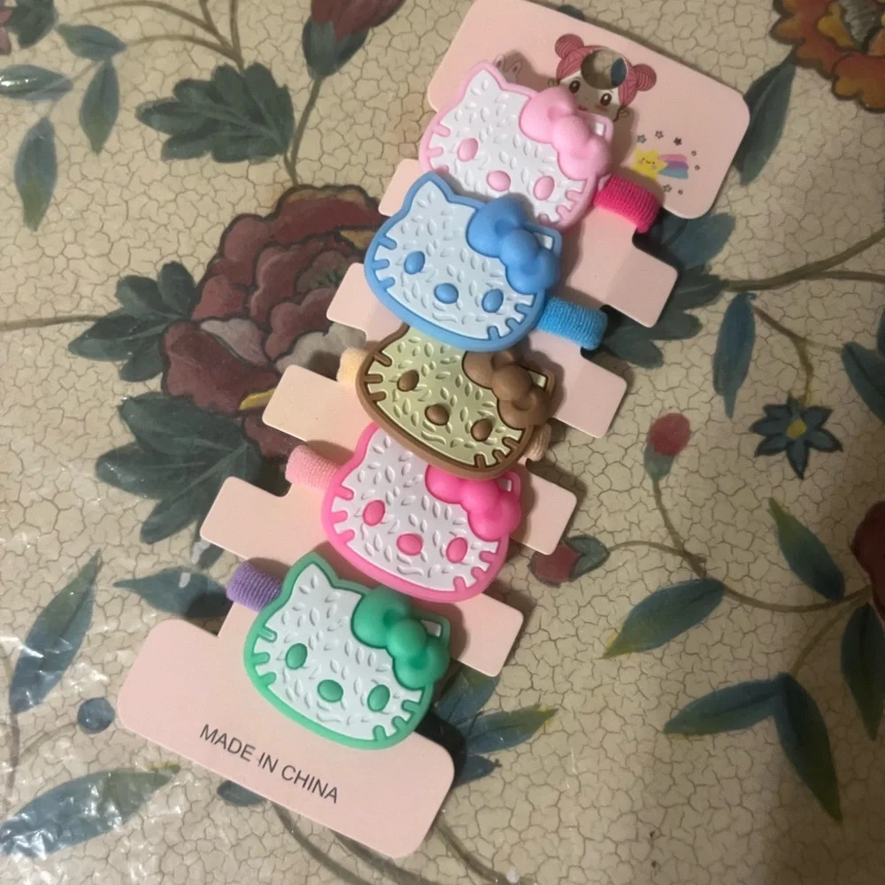 Hello Kitty Hairties